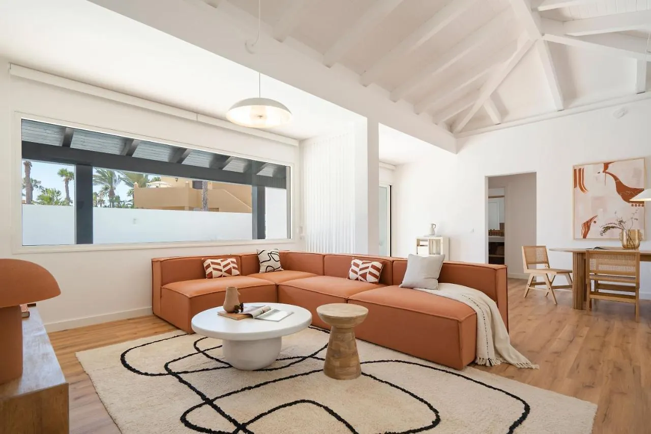 Villa Tropico - Design House With Pool In Corralejo