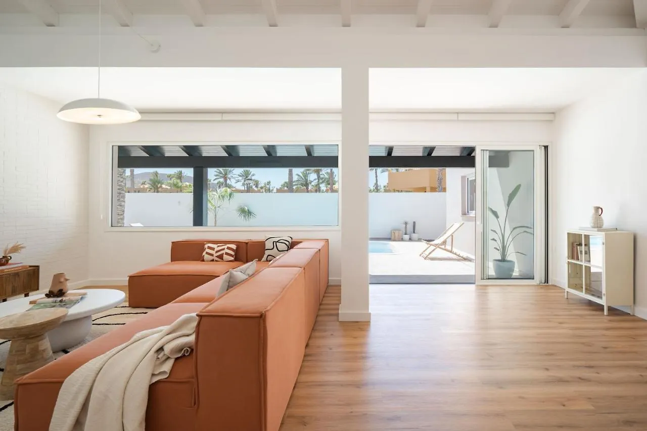Villa Tropico - Design House With Pool In Corralejo Spagna