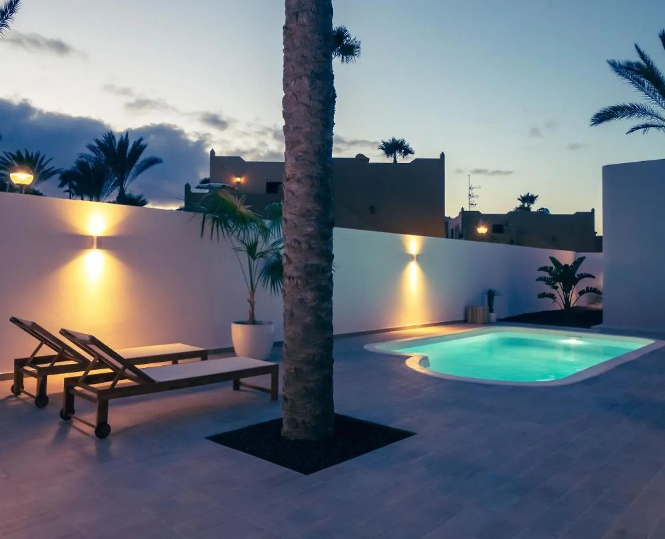 Villa Tropico - Design House With Pool In Corralejo