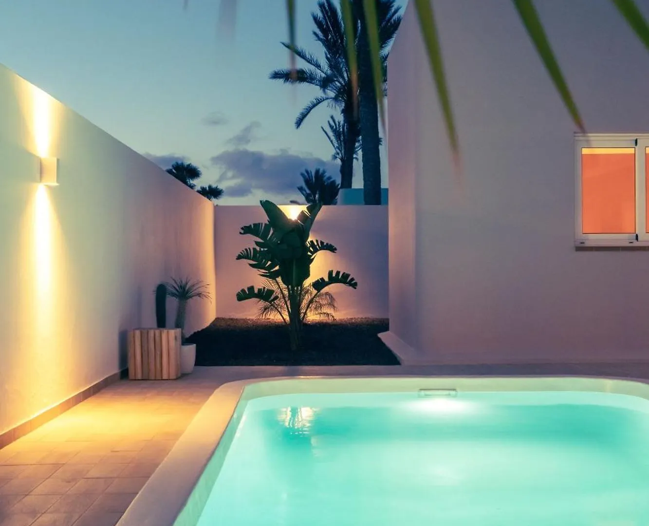 Villa Tropico - Design House With Pool In Corralejo