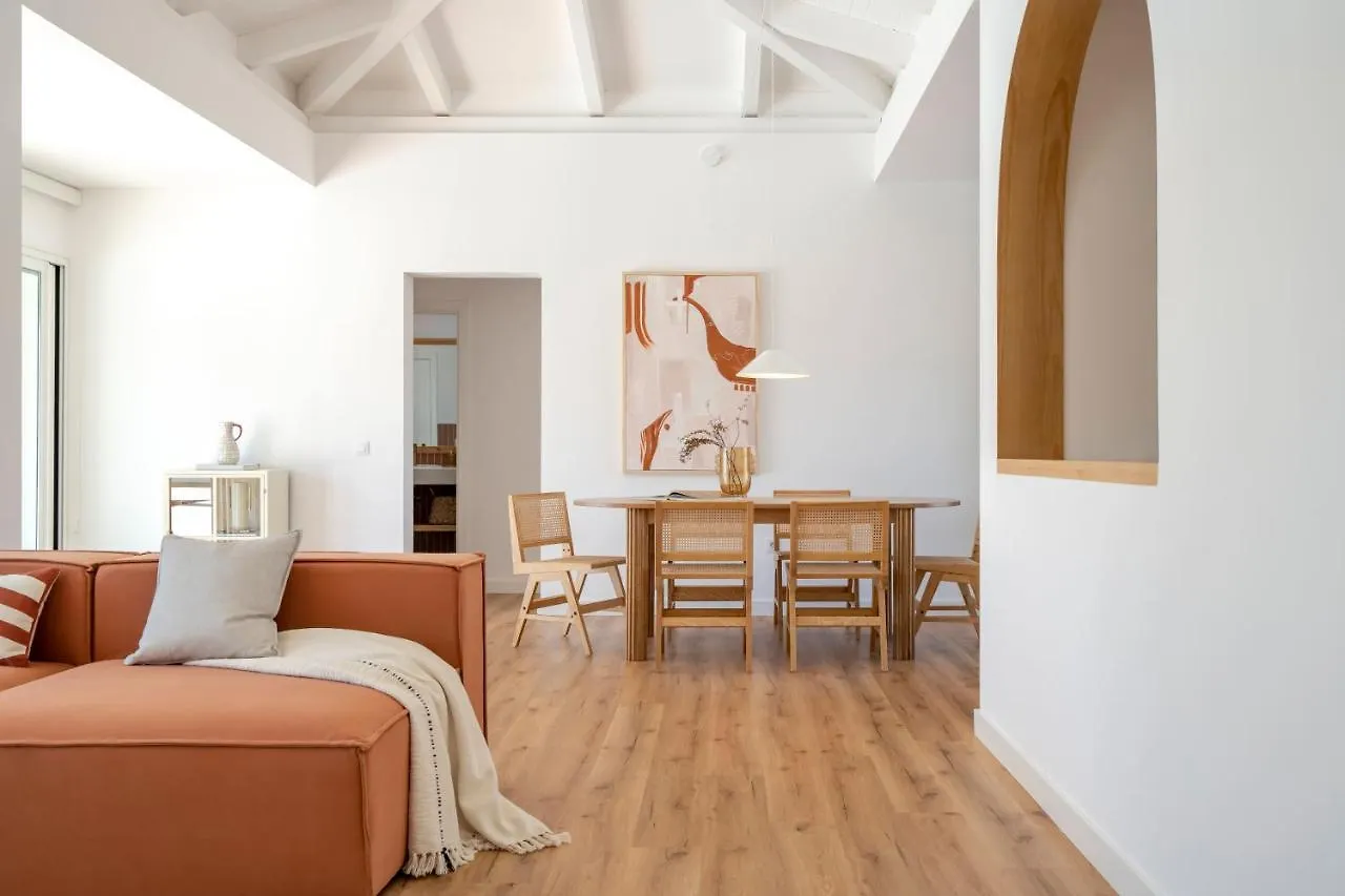 Villa Tropico - Design House With Pool In 科拉雷侯