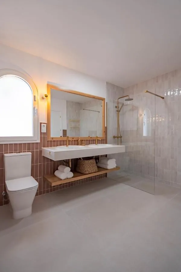 Villa Tropico - Design House With Pool In 科拉雷侯 西班牙